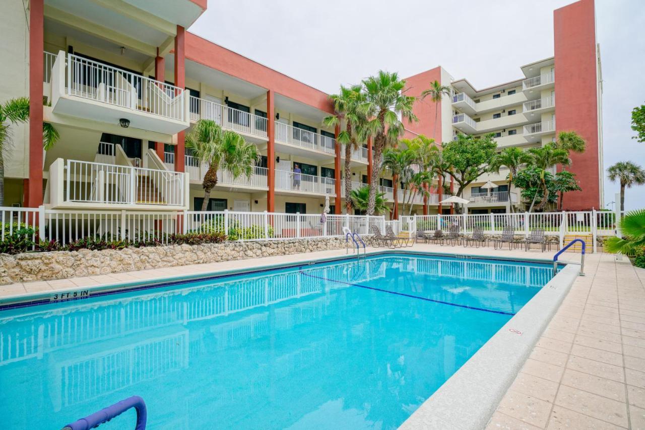 La Costa Beach Club Pompano Beach Exterior photo